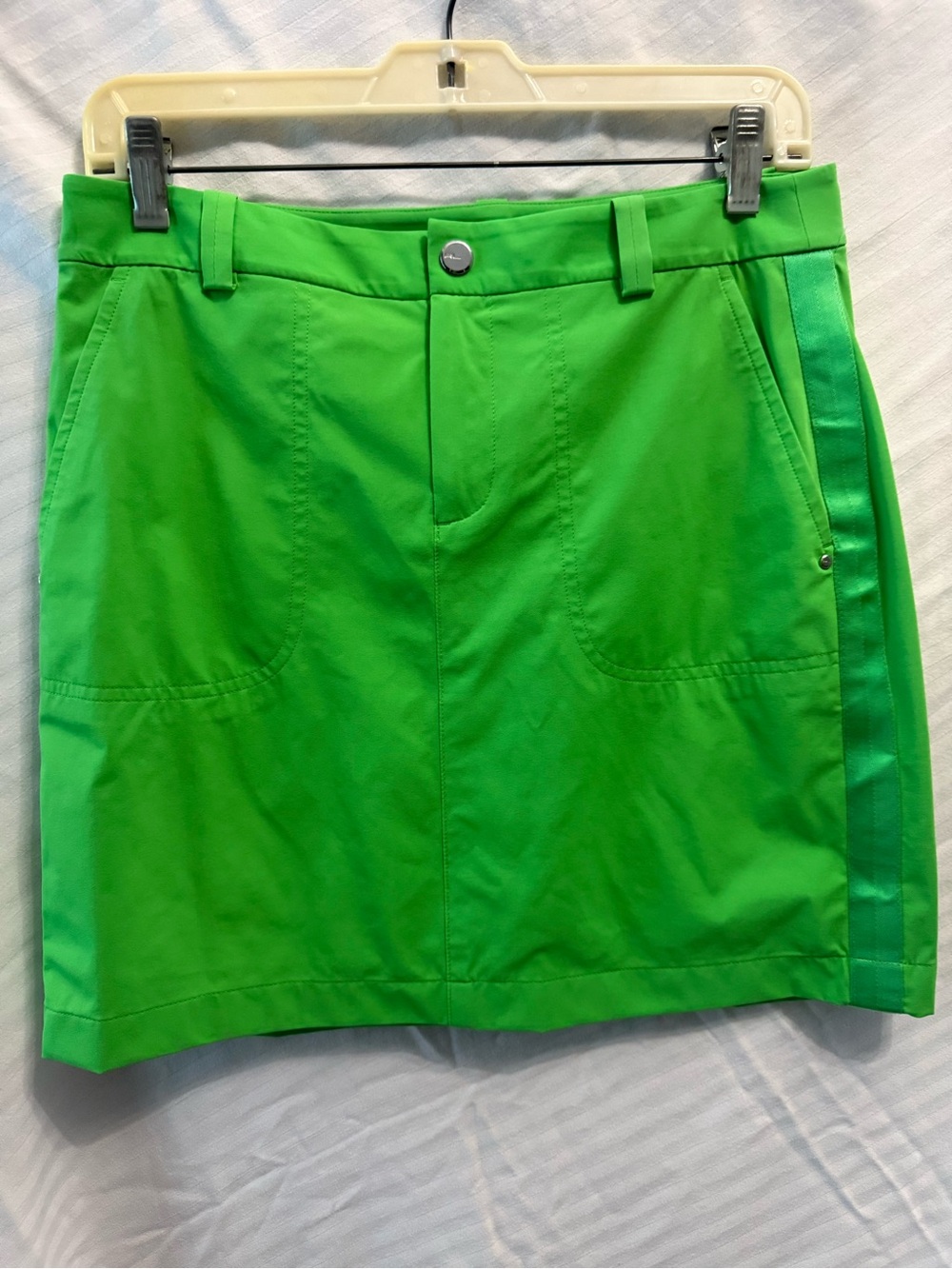Ralph Lauren Polo Golf Bright Green Women's Golf Skort with Satin Side Stripe